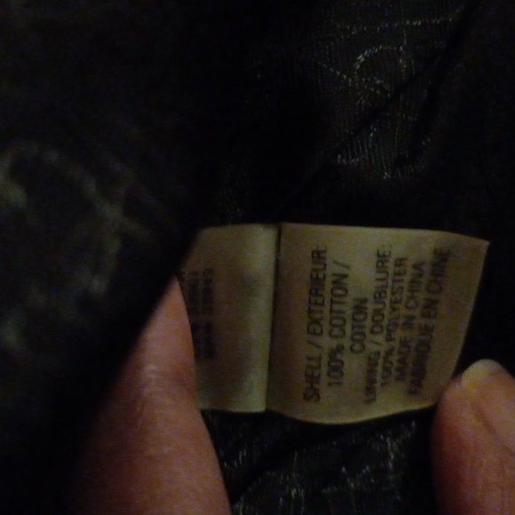 Womens elie tahari coat black quilted sz 14  pockets 37 long 20 armpit to armpit - Picture 9 of 9